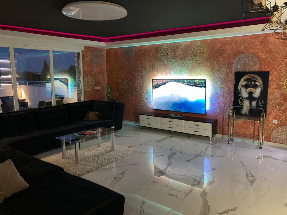 Gradiska Appartement Buitenkant foto