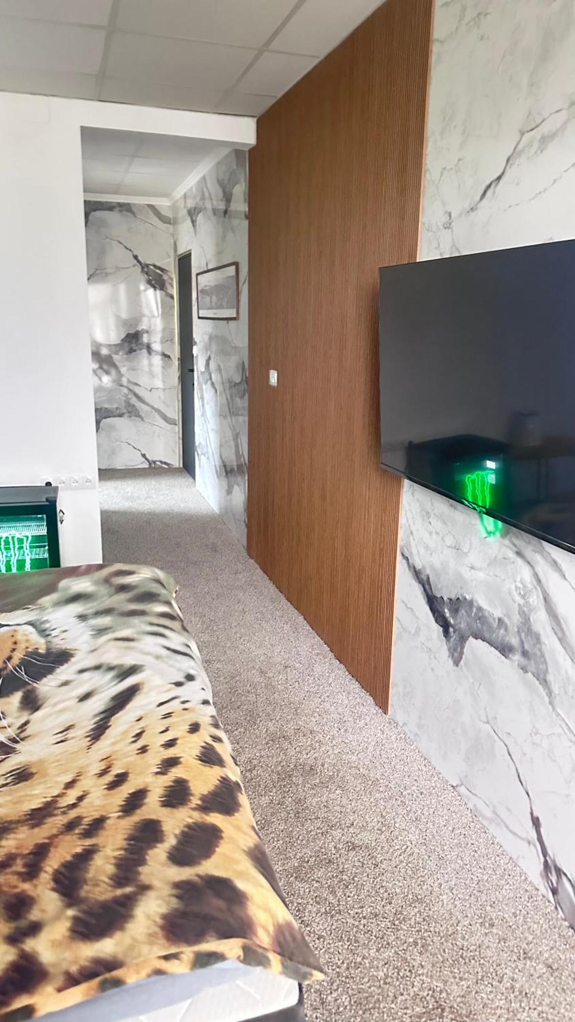 Gradiska Appartement Buitenkant foto