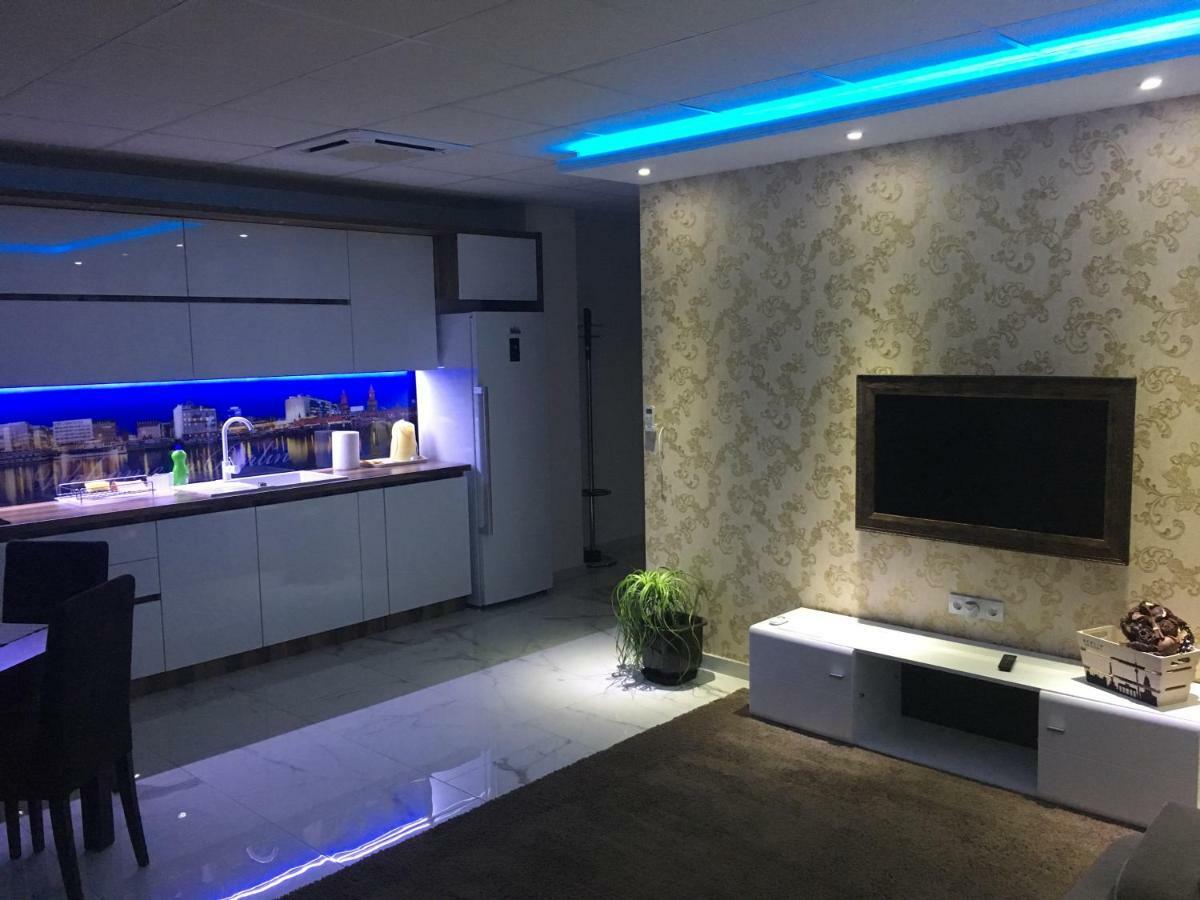 Gradiska Appartement Buitenkant foto