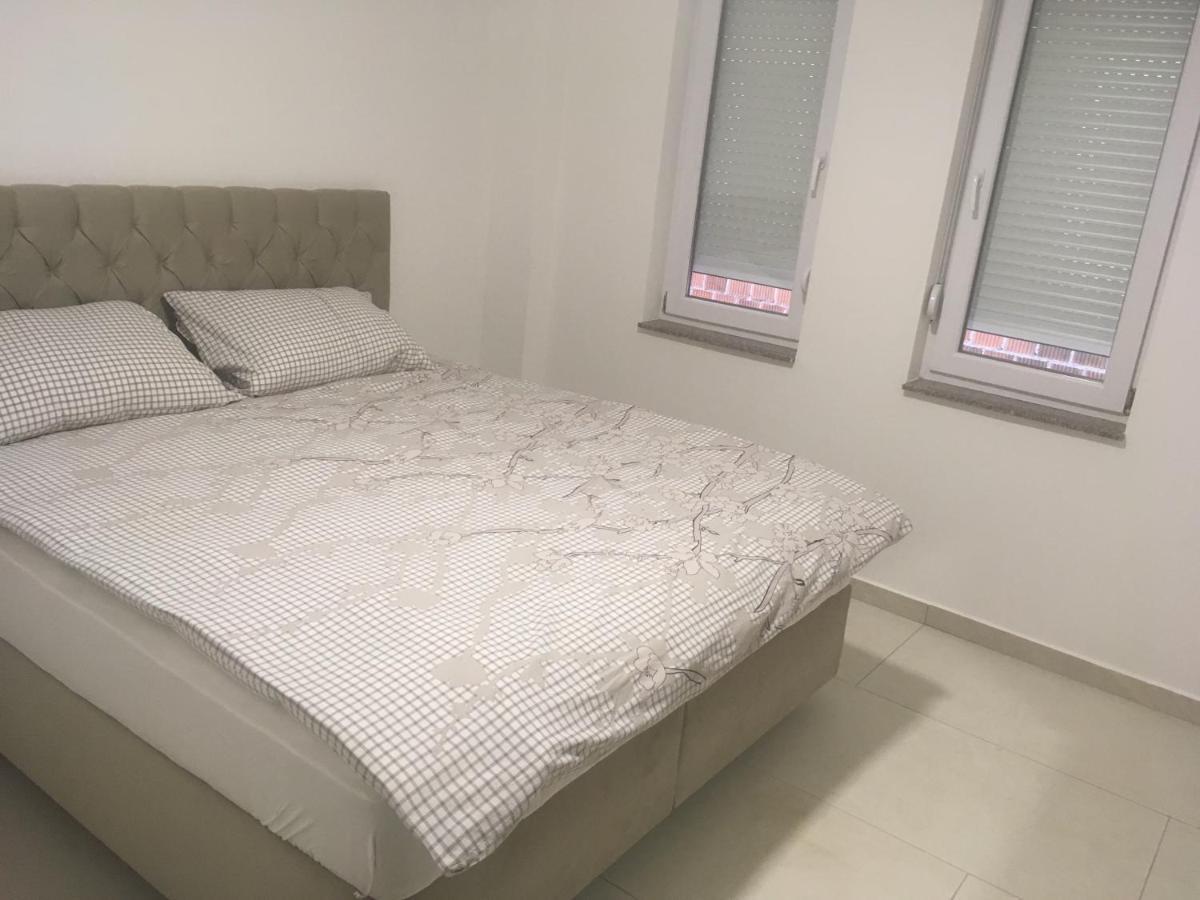 Gradiska Appartement Buitenkant foto